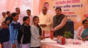 सरकार आपके द्वारः सांसद आदर्श ग्राम हरियावाला में सांसद नरेश बंसल ने सुनी जन समस्याएं