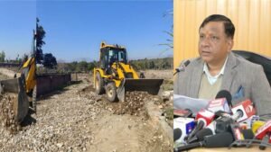 मसूरी-देहरादून विकास प्राधिकरण की सख्ती, 125 बीघा भूमि पर की जा रही अवैध प्लॉटिंग पर चला एमडीडीए का बुलडोजर
