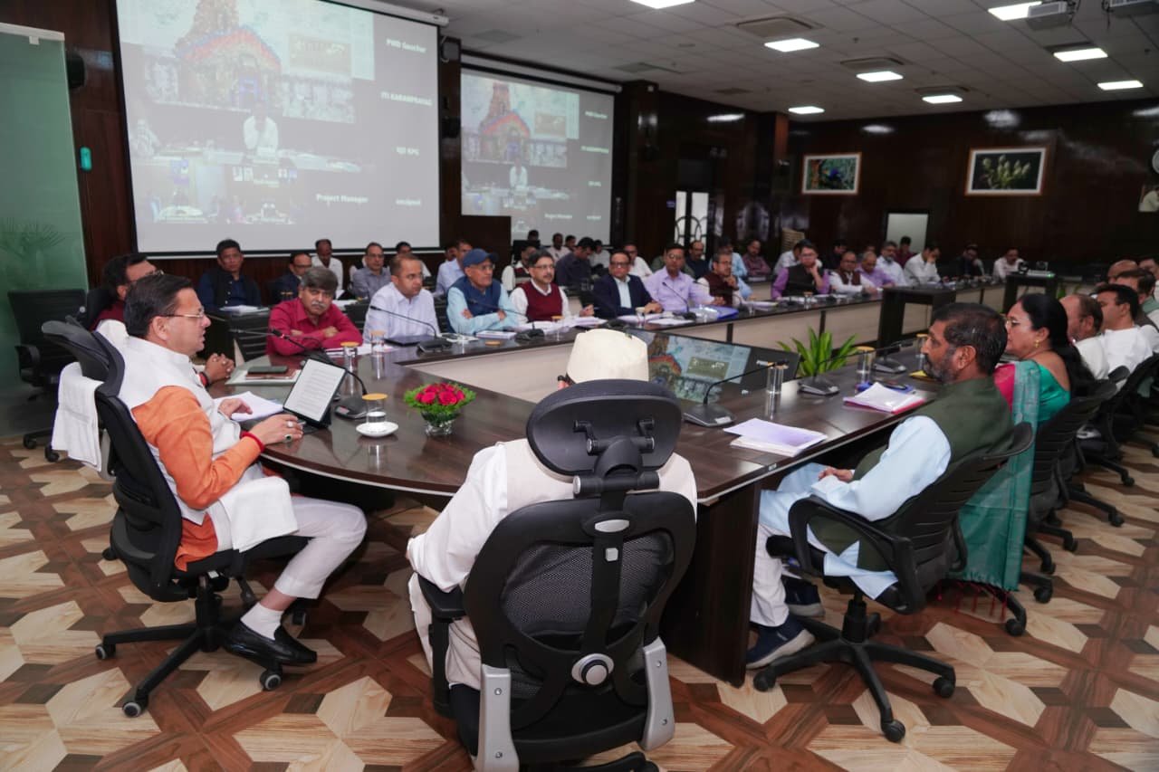 मुख्यमंत्री ने की 5 विधानसभाओं की सीएम घोषणाओं की समीक्षा