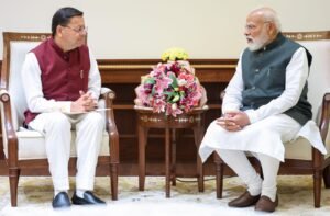 मेरठ के मोदीपुरम से ऋषिकेश के पास लक्ष्मणझूला तक हाई स्पीड नमो भारत ट्रेन (आरआरटीएस) का सपना सच होने जा रहा है। मुख्यमंत्री पुष्कर सिंह धामी के प्रयासों से, उत्तराखण्ड, यूपी और राष्ट्रीय राजधानी क्षेत्र परिवहन निगम (एनसीआरटीसी) के बीच आरआरटीएस ट्रेन के मौजूदा नेटवर्क को मेरठ से ऋषिकेश तक विस्तार देने पर सहमति बन गई है। परियोजना की डीपीआर के लिए जल्द सर्वे होने जा रहा है।